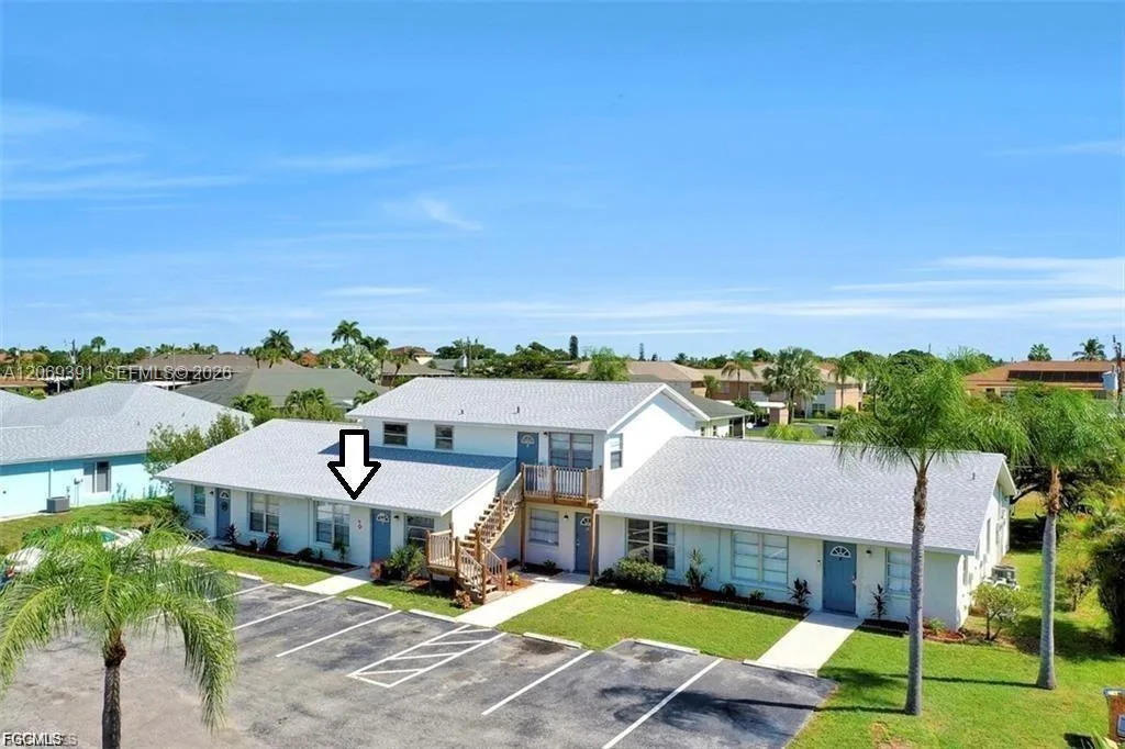 4705 SE 4th PL # 2, Cape Coral, FL 33904