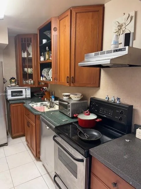 20505 E Country Club Dr # 1036, Aventura, FL 33180 photo 6
