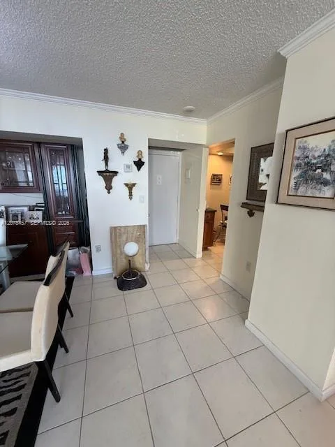 20505 E Country Club Dr # 1036, Aventura, FL 33180 photo 9