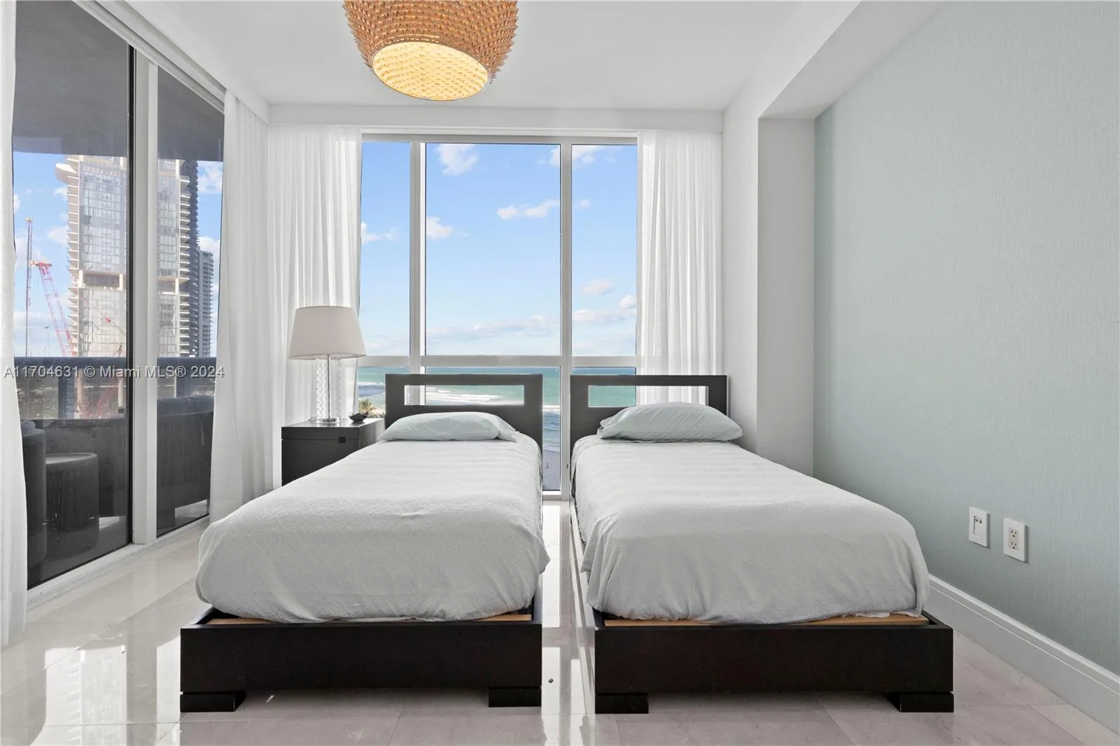 18201 Collins Ave # 906, Sunny Isles Beach, FL 33160 photo 13