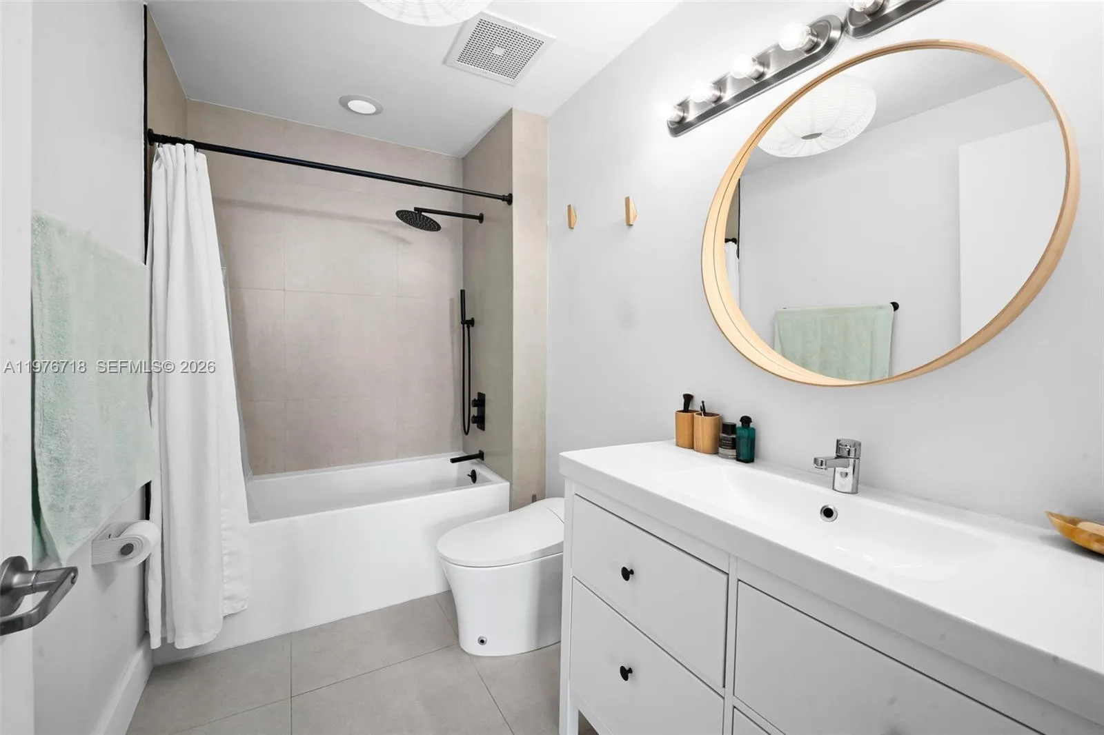 3470 E Coast Ave # H1412, Miami, FL 33137 photo 5