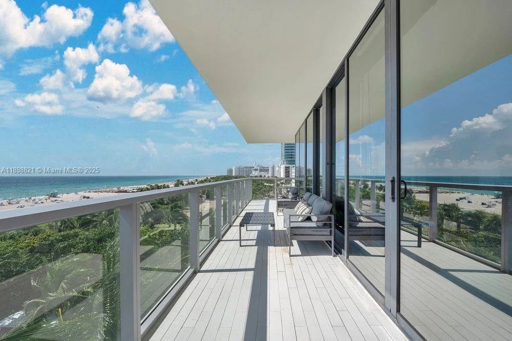 2201 Collins Ave # 628, Miami Beach, FL 33139 photo 2