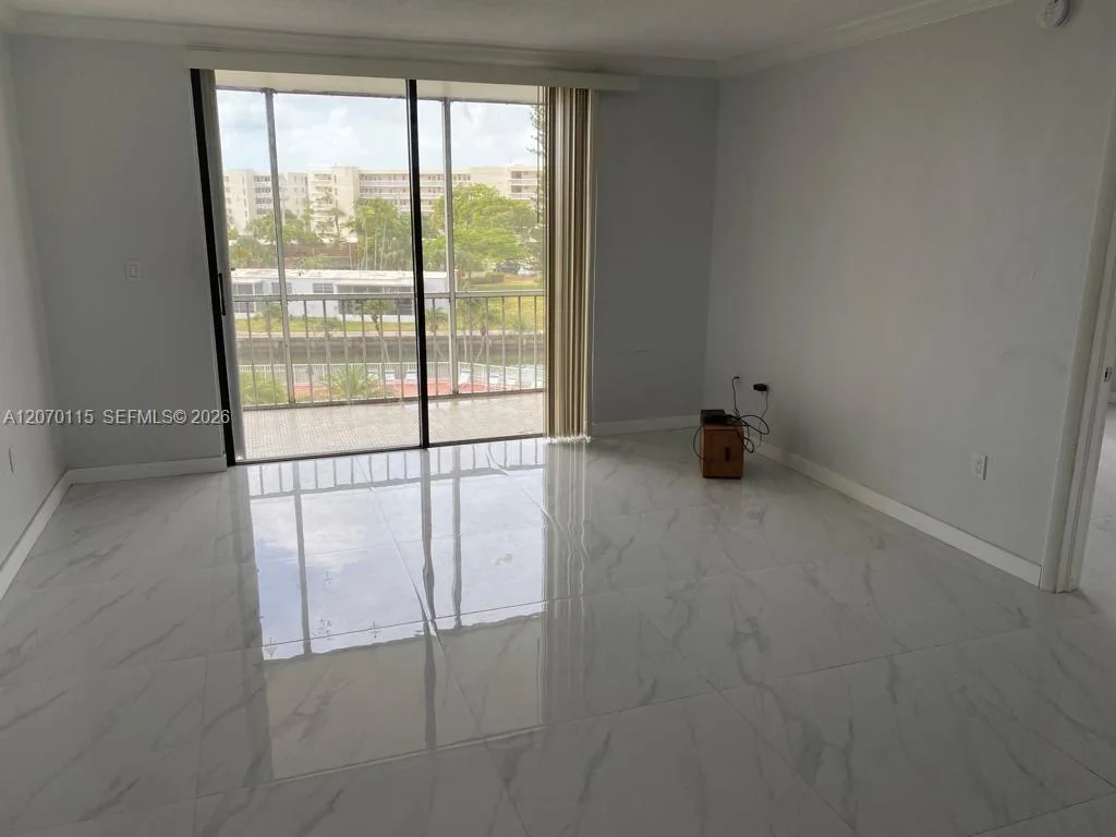 2859 Leonard Dr # G408, Aventura, FL 33160