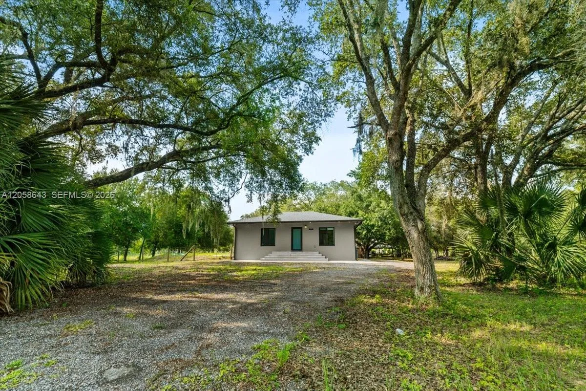 151 & 157 Horse Club Ave, Clewiston, FL 33440 — zdjęcie 3