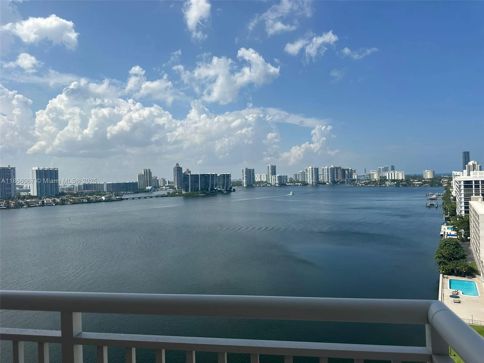 251 174th St # 1619, Sunny Isles Beach, FL 33160 photo 3