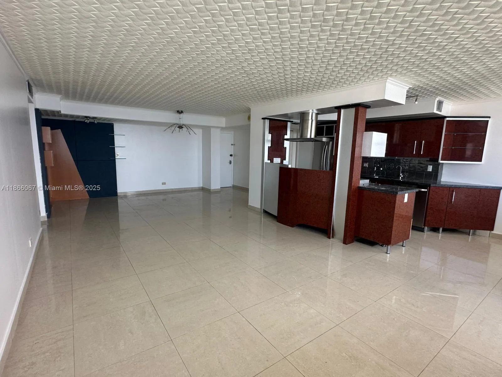 251 174th St # 1619, Sunny Isles Beach, FL 33160 photo 6