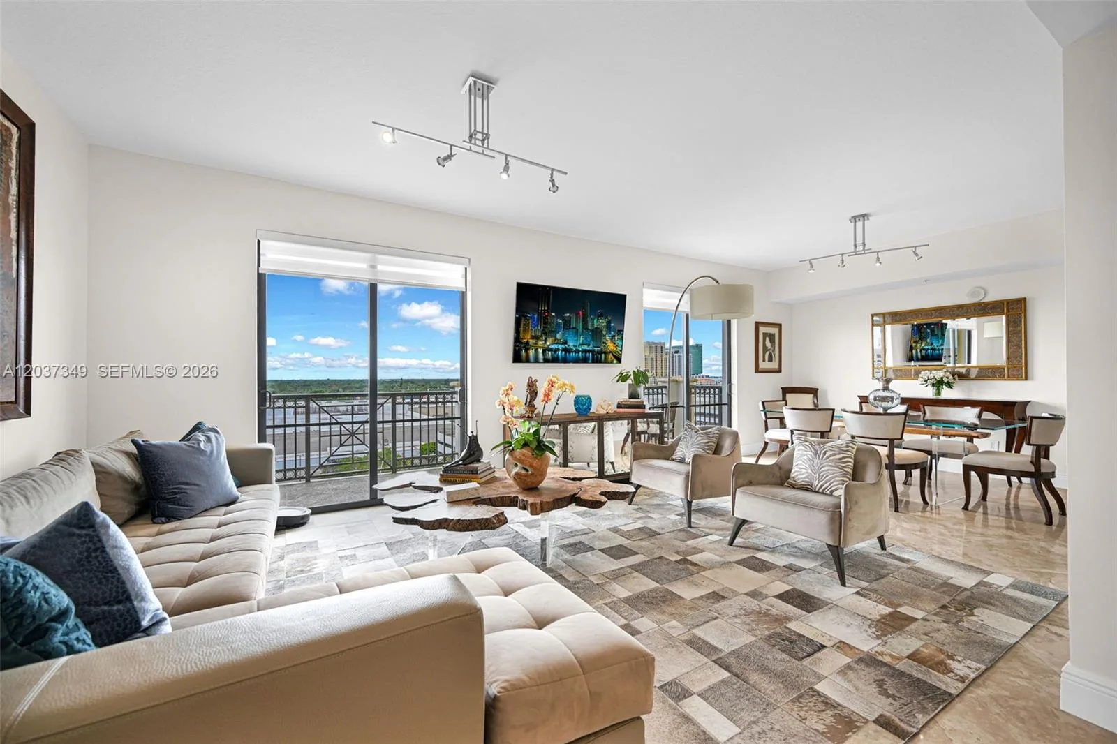 8390 SW 72nd Ave # 905, Miami, FL 33143