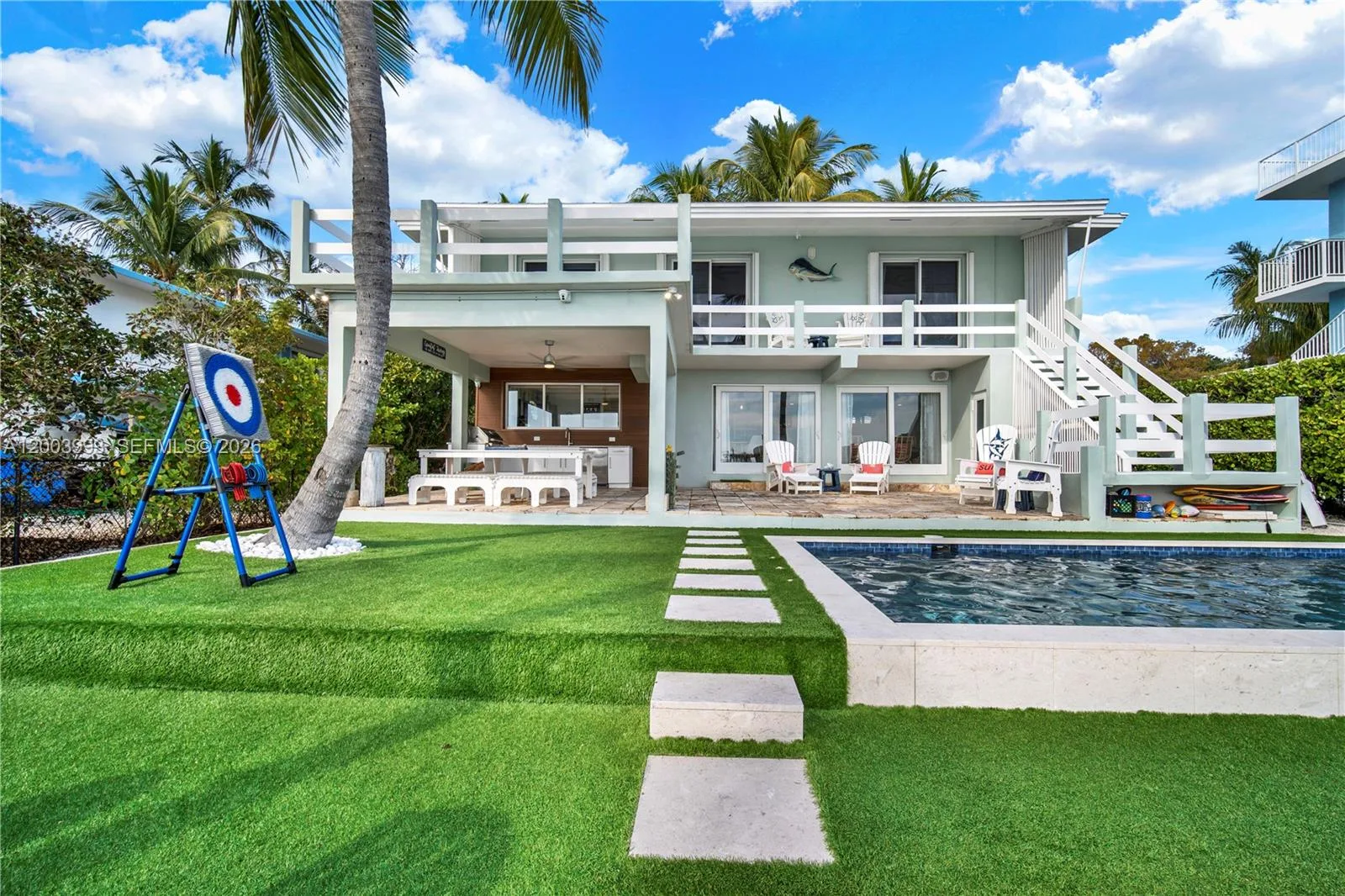 69 Shoreland Dr, Key Largo, FL 33037