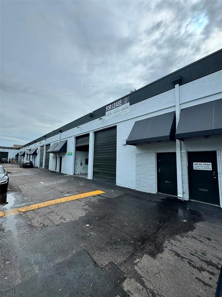 6409 NW 82nd Ave # 6423, Medley, FL 33166