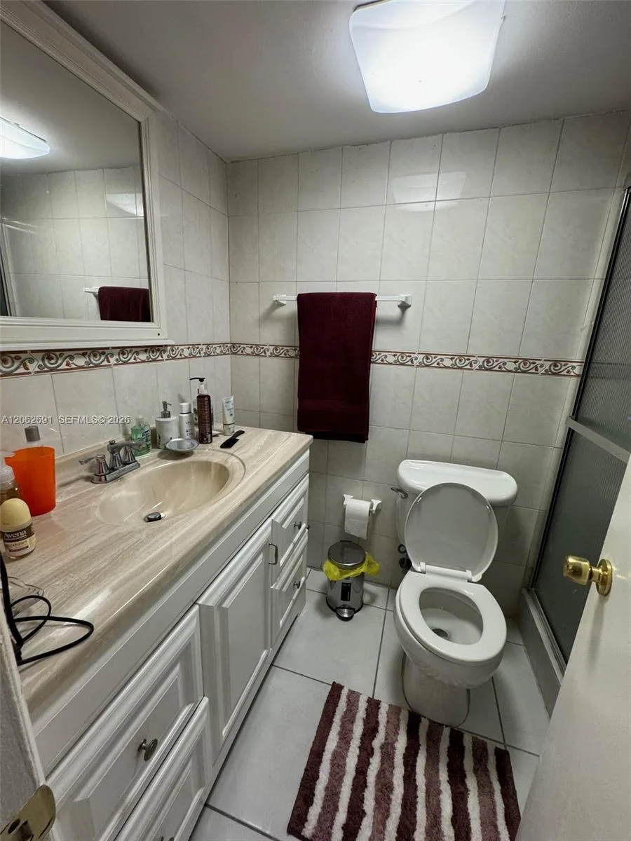 9240 Fontainebleau Blvd # 204, Miami, FL 33172 photo 9