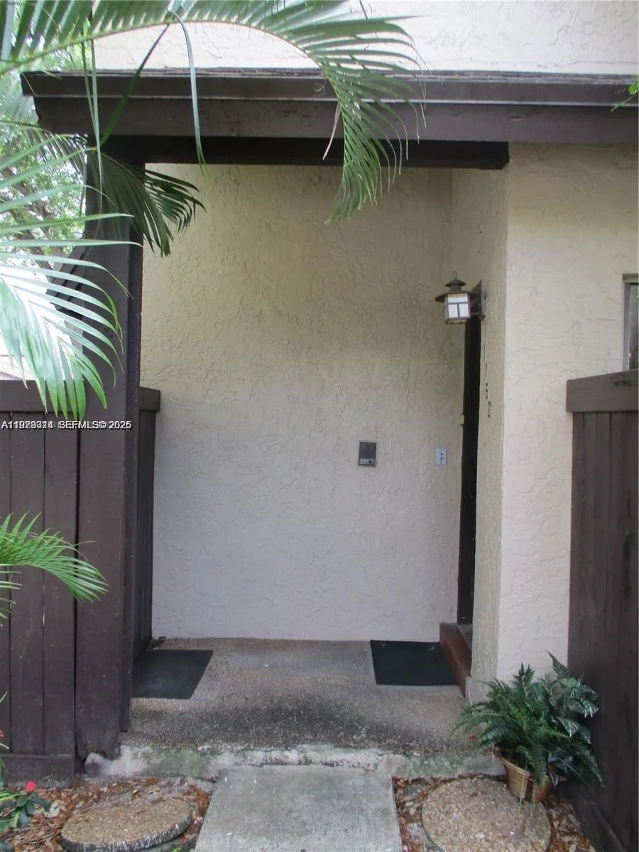 1760 Bayberry Dr, Pembroke Pines, FL 33024 photo 3
