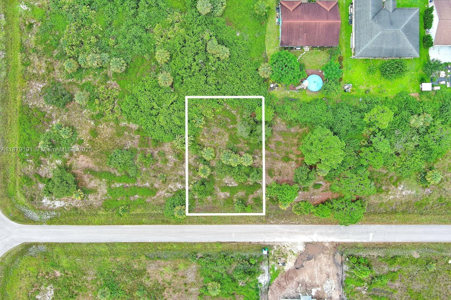 928 NORFOLK AVE S, Lehigh Acres, FL 33974 photo 2