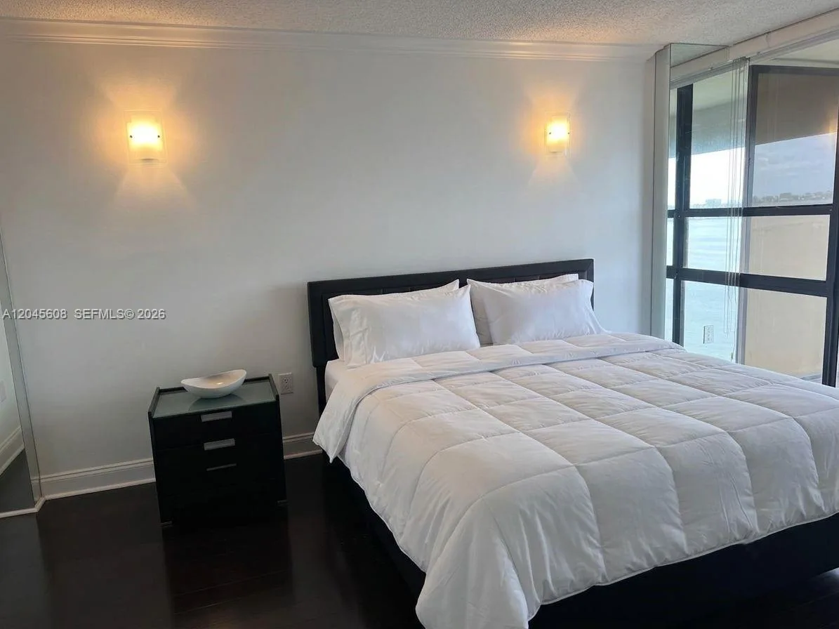 600 NE 36 St # PH22, Miami, FL 33137 photo 6