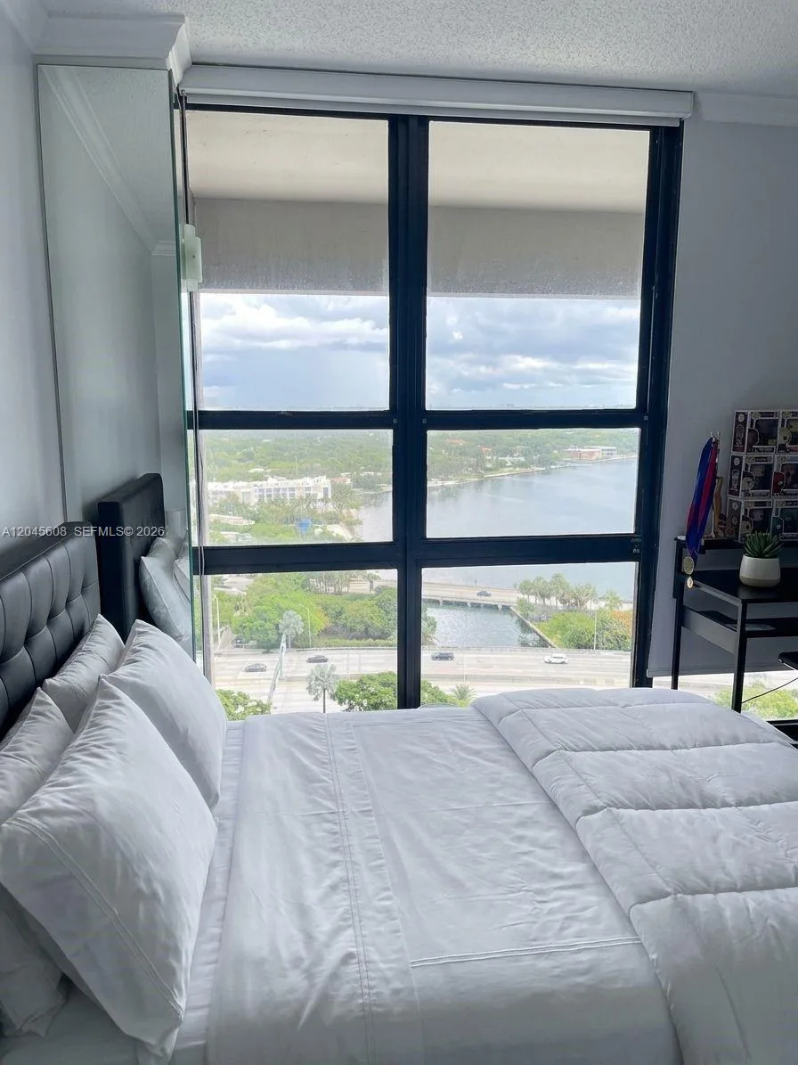 600 NE 36 St # PH22, Miami, FL 33137 photo 7