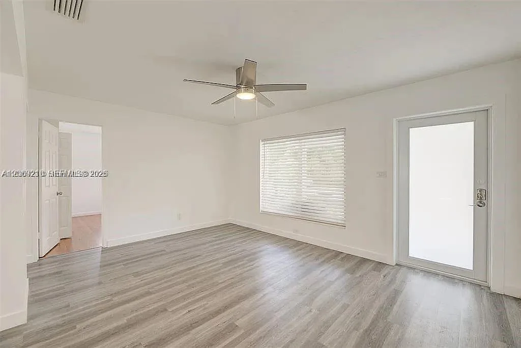 638 SW 5th Ave # A, Fort Lauderdale, FL 33315 photo 12