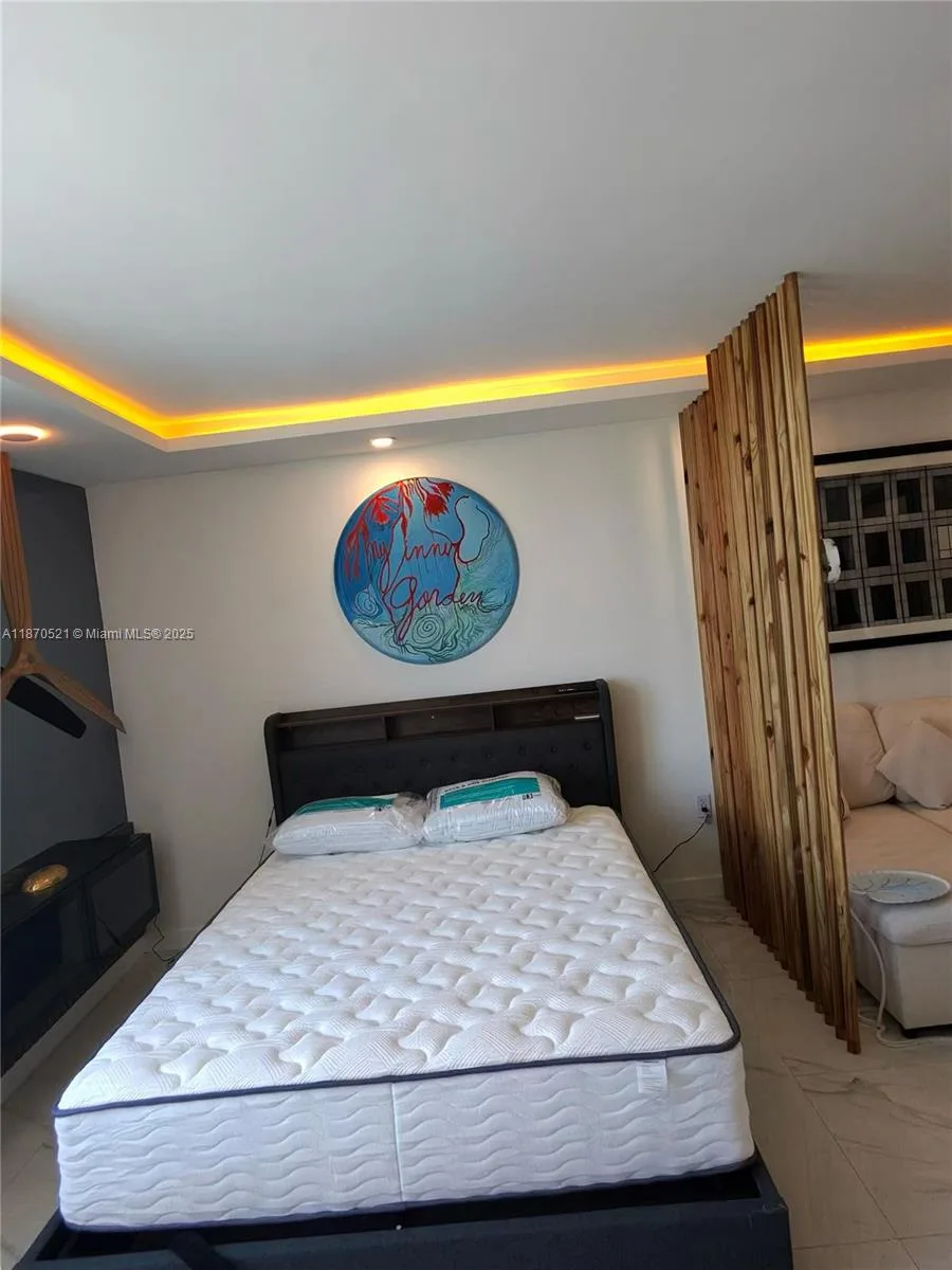 2899 Collins Ave # 1634, Miami Beach, FL 33140 photo 11