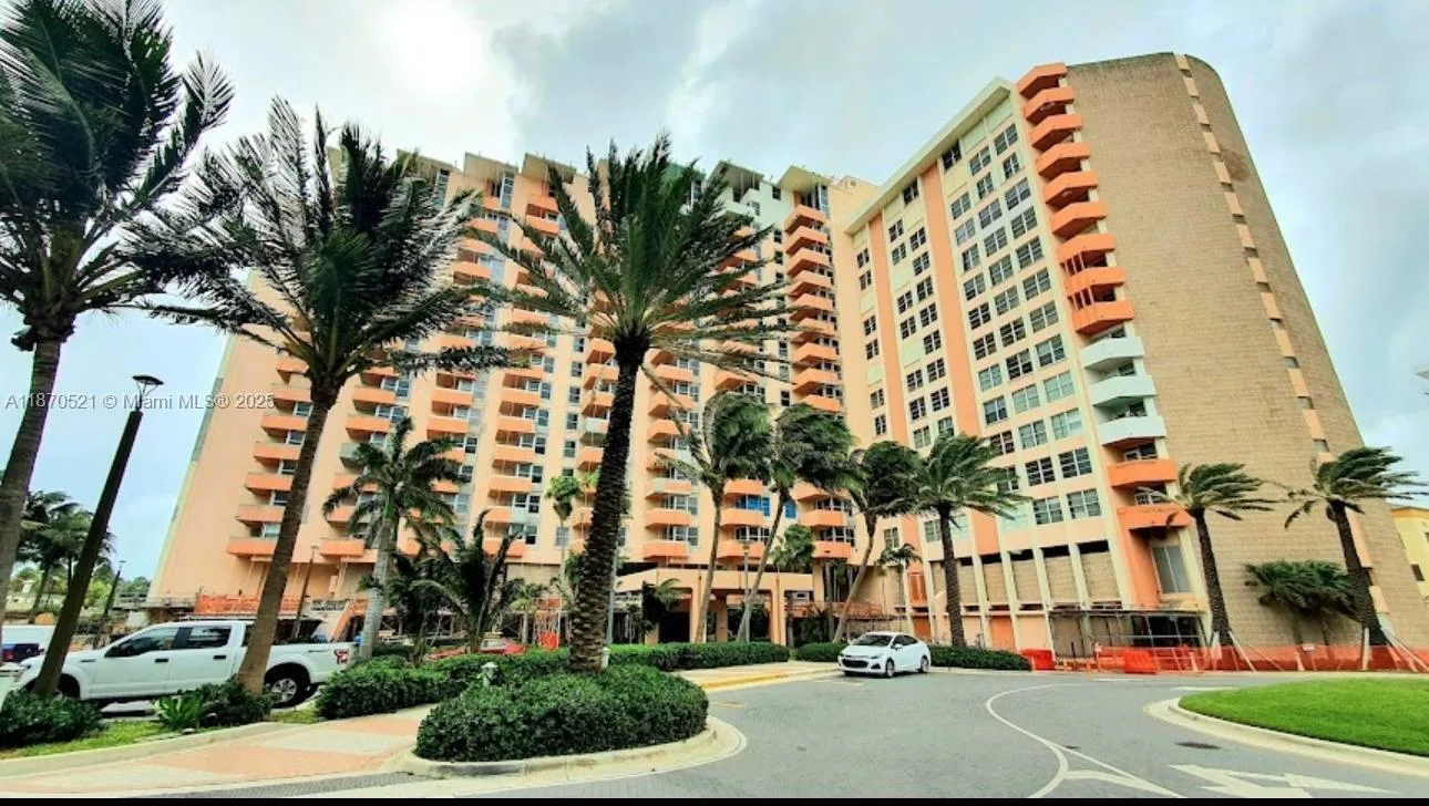 2899 Collins Ave # 1634, Miami Beach, FL 33140 photo 12