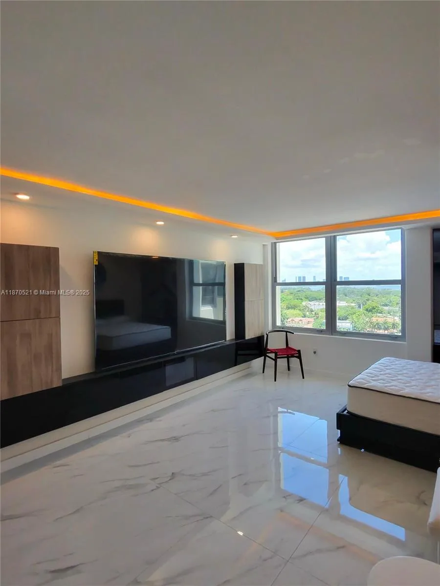 2899 Collins Ave # 1634, Miami Beach, FL 33140 photo 3