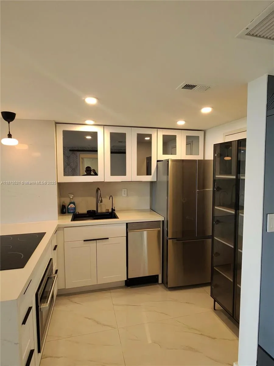 2899 Collins Ave # 1634, Miami Beach, FL 33140 photo 7
