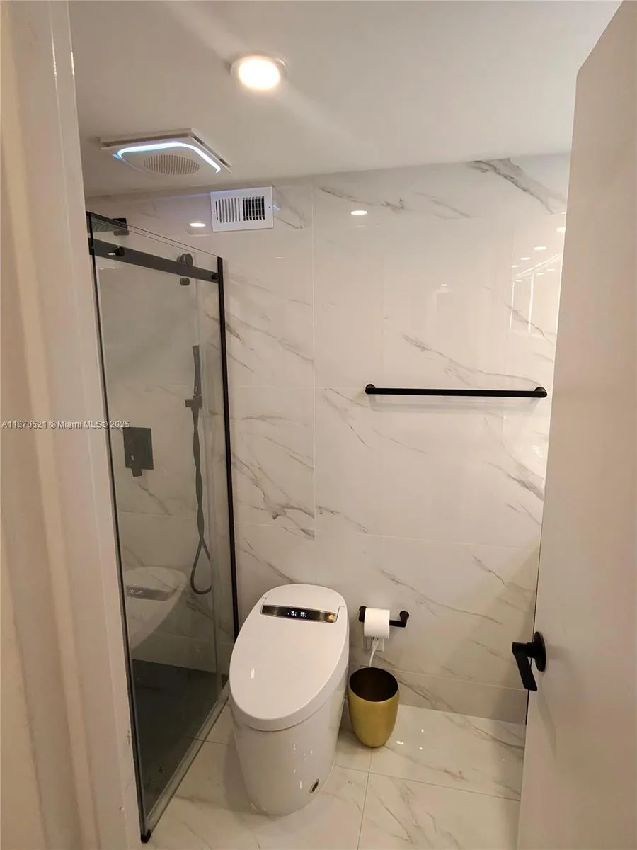 2899 Collins Ave # 1634, Miami Beach, FL 33140 photo 9