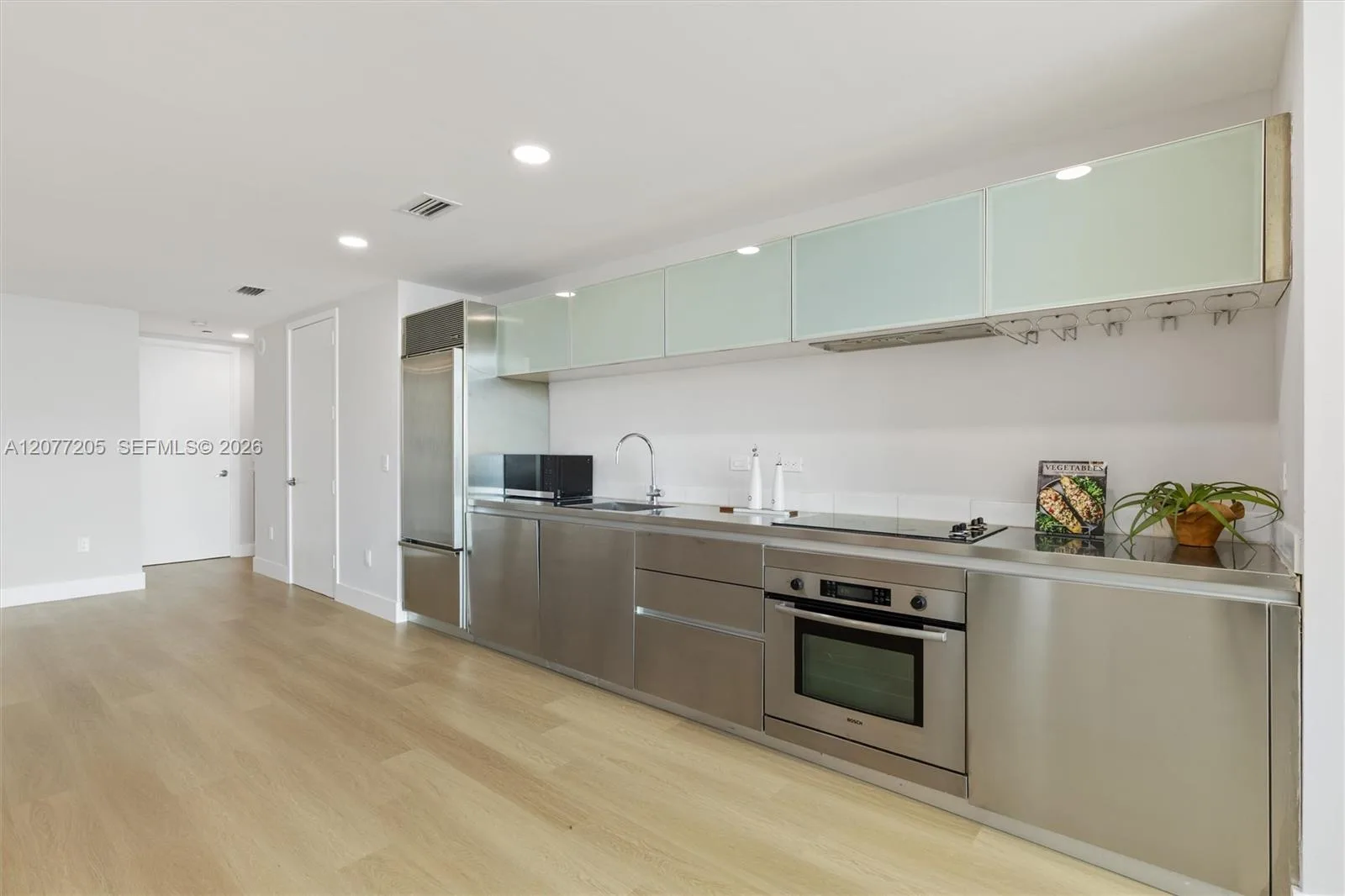 1040 Biscayne Blvd # 3403, Miami, FL 33132 photo 10