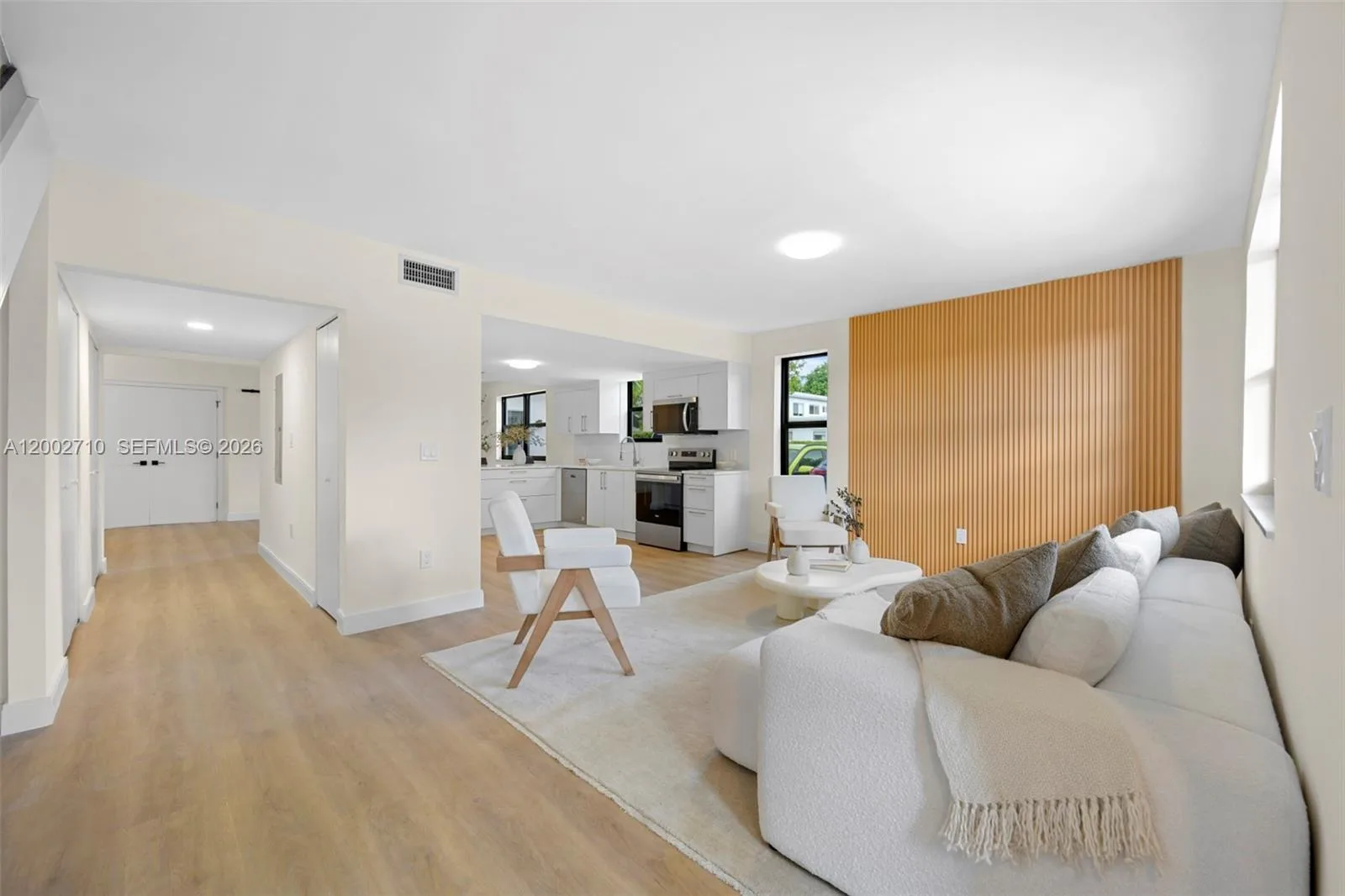 7996 Crespi Blvd, Miami Beach, FL 33141