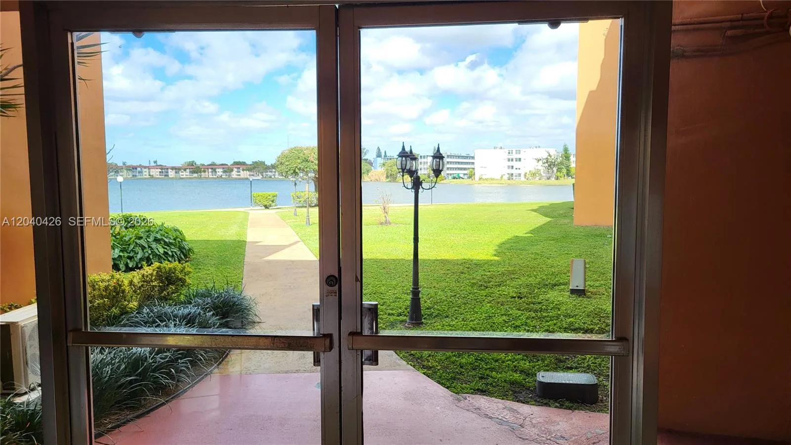 1591 NE Miami Gardens Dr # 306, Miami, FL 33179 photo 4