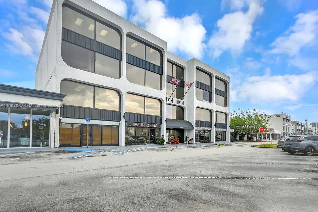 2691 E Oakland Park Blvd # 304, Fort Lauderdale, FL 33306