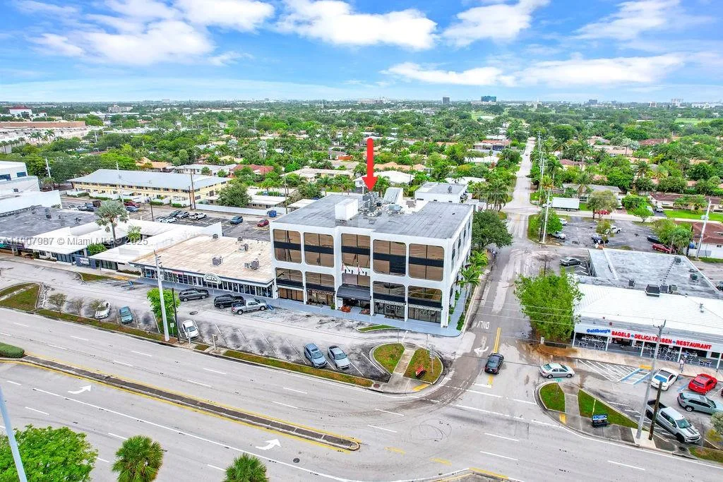 2691 E Oakland Park Blvd # 304, Fort Lauderdale, FL 33306 photo 2