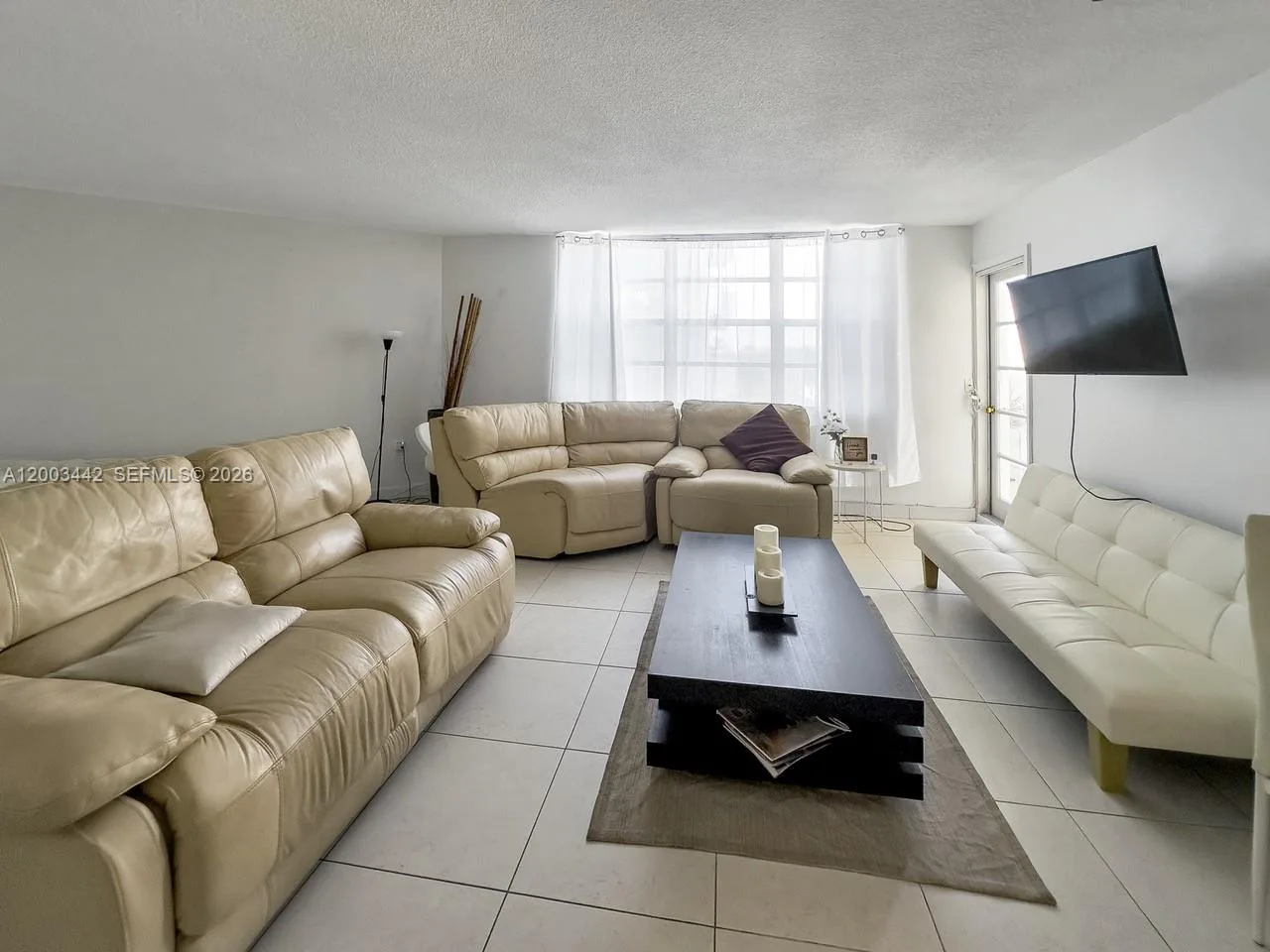 2750 NE 183rd St # 407, Aventura, FL 33160 photo 2