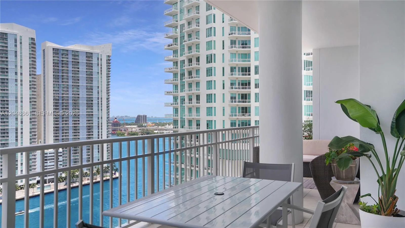 801 Brickell Key Blvd # 2210, Miami, FL 33131