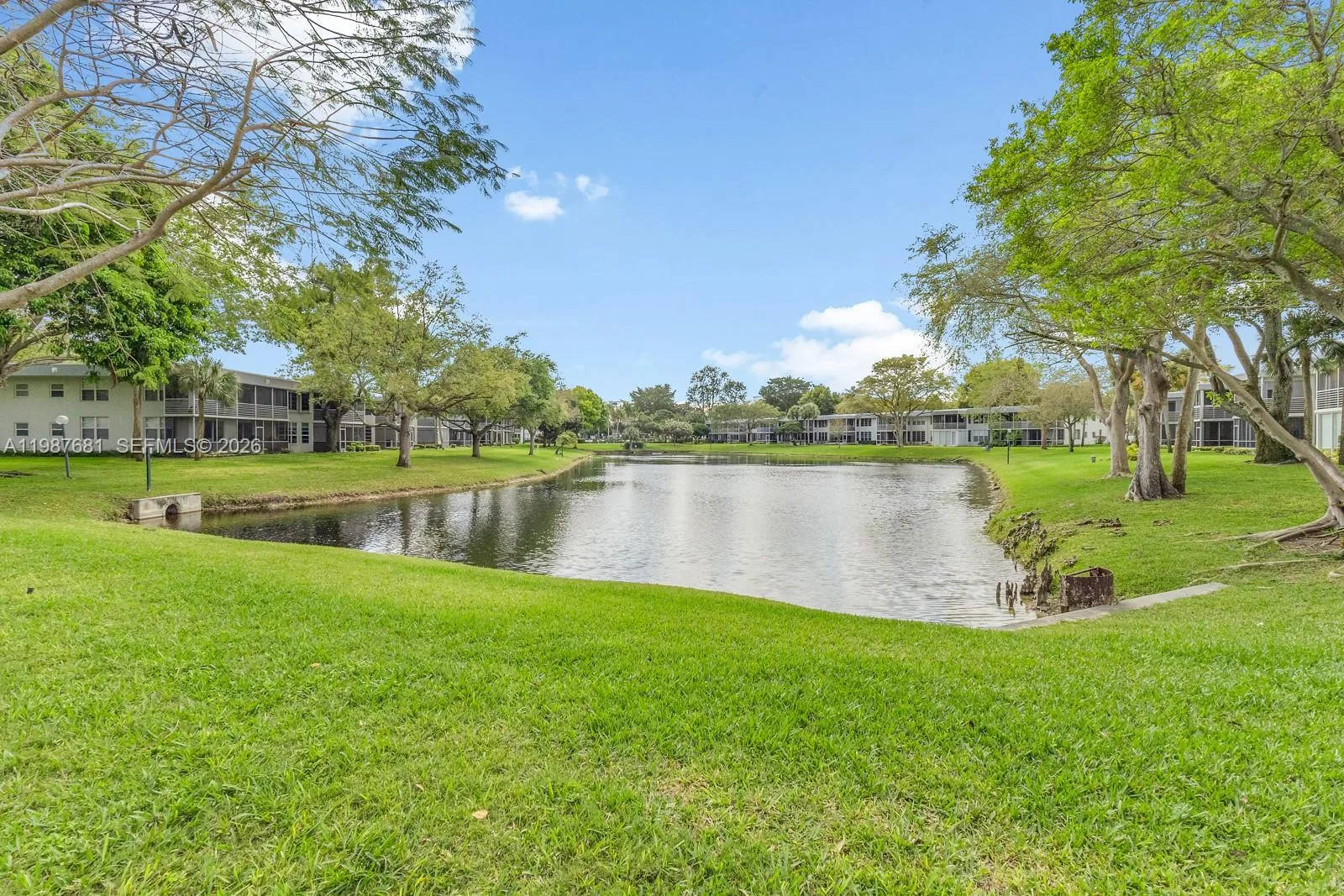 4280 Oaks Ter # 102, Pompano Beach, FL 33069 photo 3