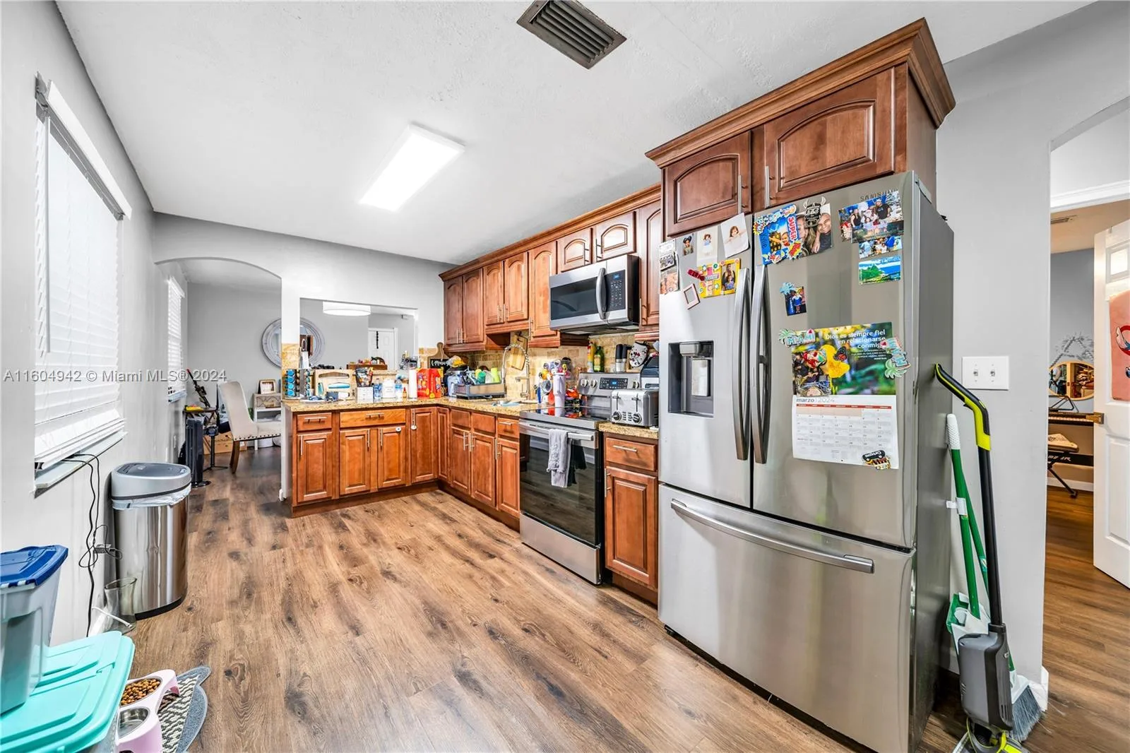 875 E 29th St, Hialeah, FL 33013 photo 6
