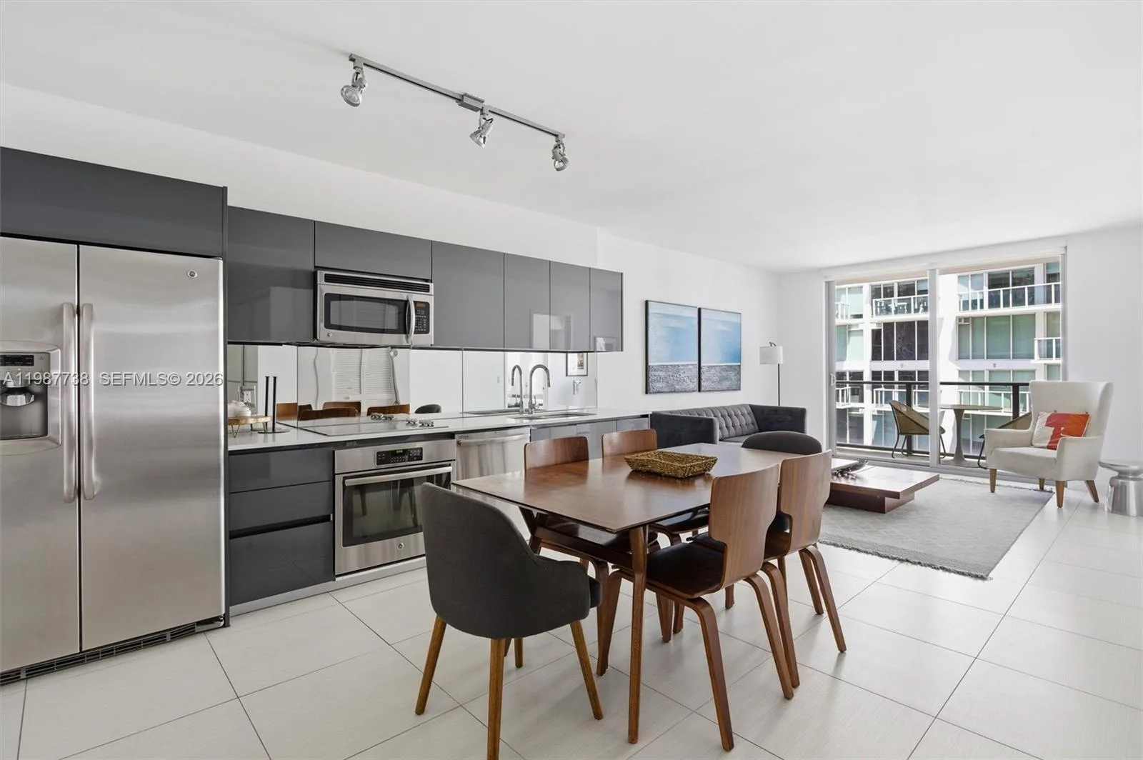 31 SE 6th St # 2504, Miami, FL 33131 photo 4