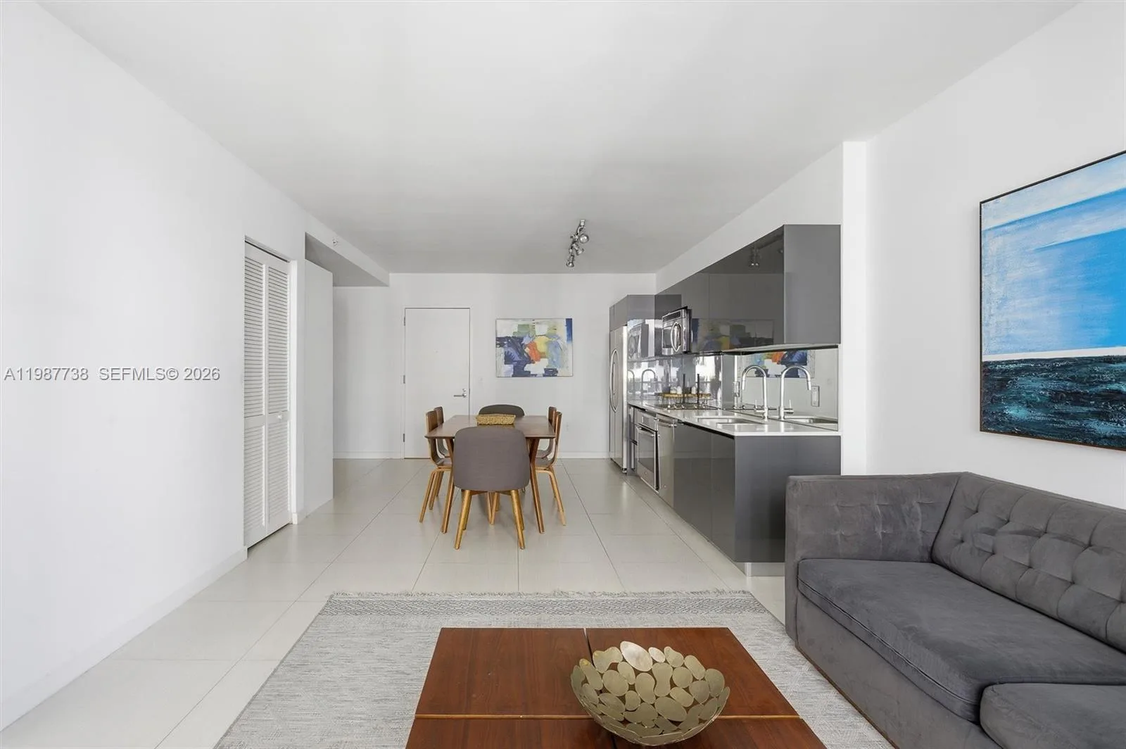 31 SE 6th St # 2504, Miami, FL 33131 photo 6