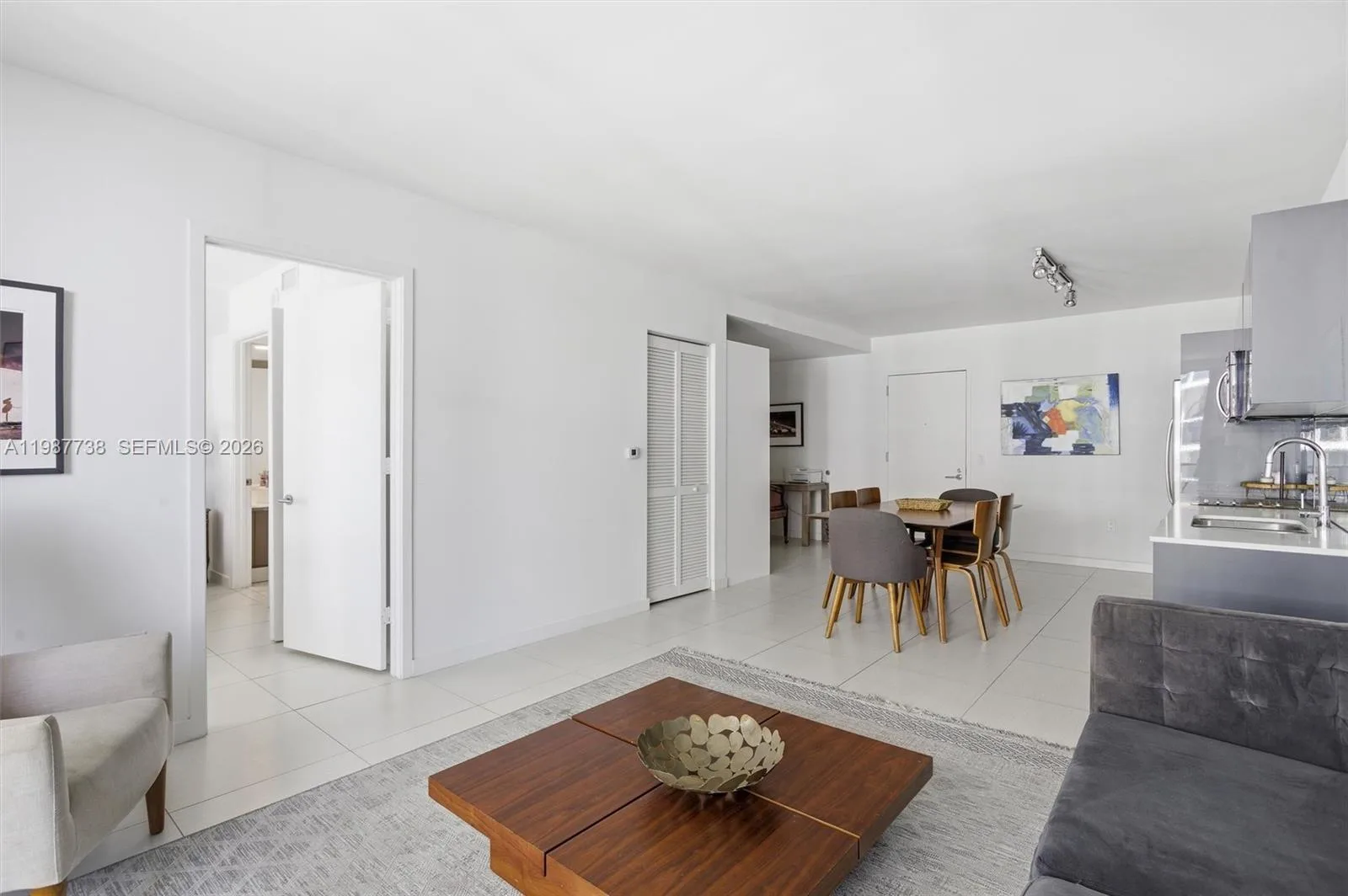 31 SE 6th St # 2504, Miami, FL 33131 photo 7
