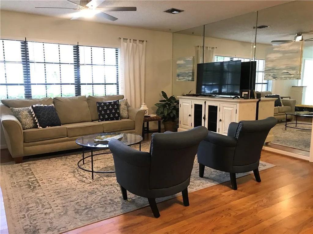 2536 44th Avenue, Vero Beach, FL 32966