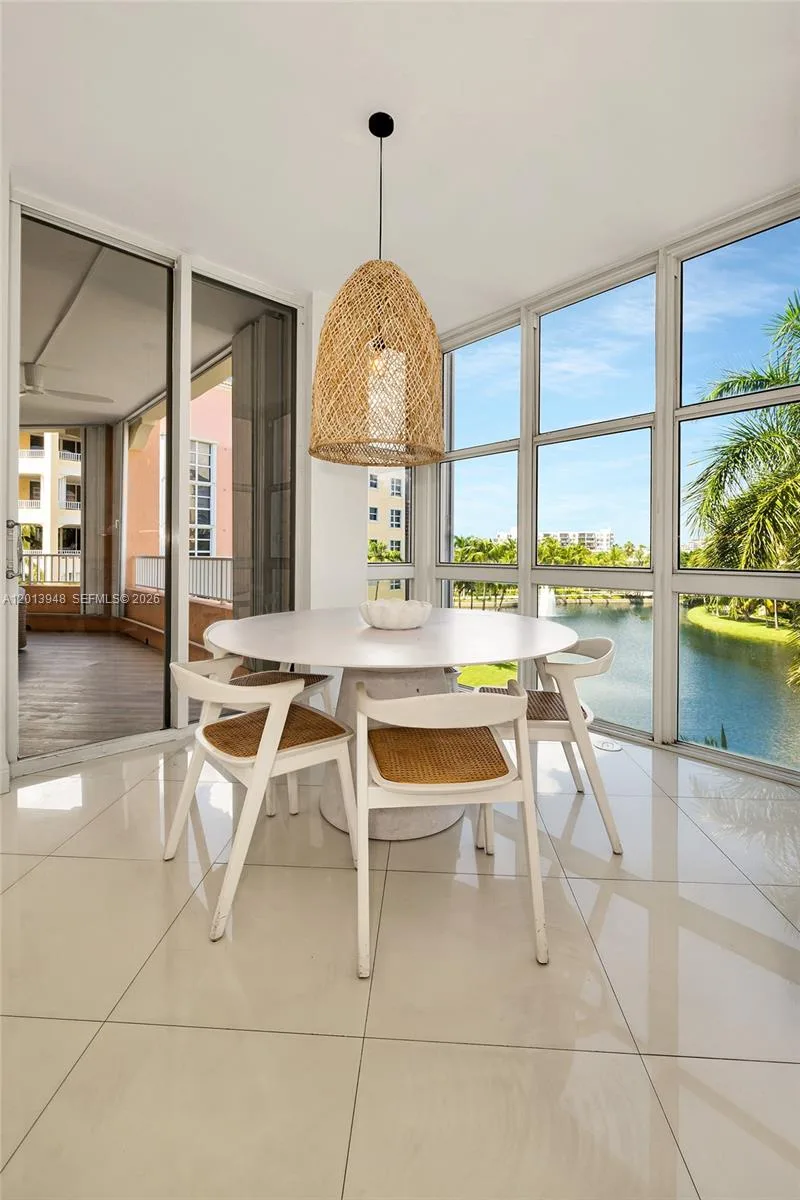 733 Crandon Blvd # 406, Key Biscayne, FL 33149