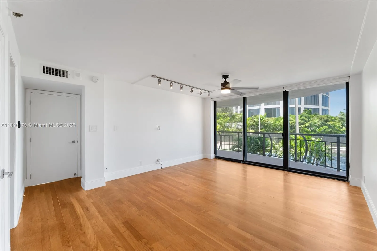 2843 S Bayshore Dr # 3F, Miami, FL 33133 photo 10