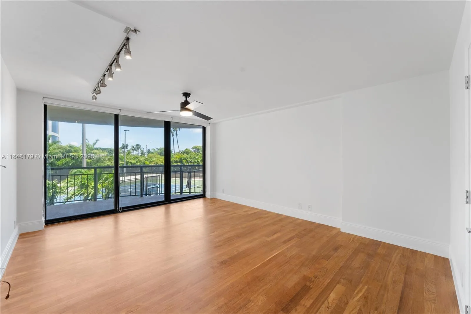 2843 S Bayshore Dr # 3F, Miami, FL 33133 photo 9