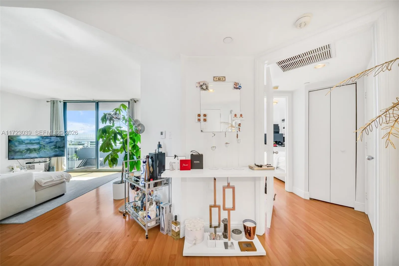 1330 West Ave # 1904, Miami Beach, FL 33139 photo 9