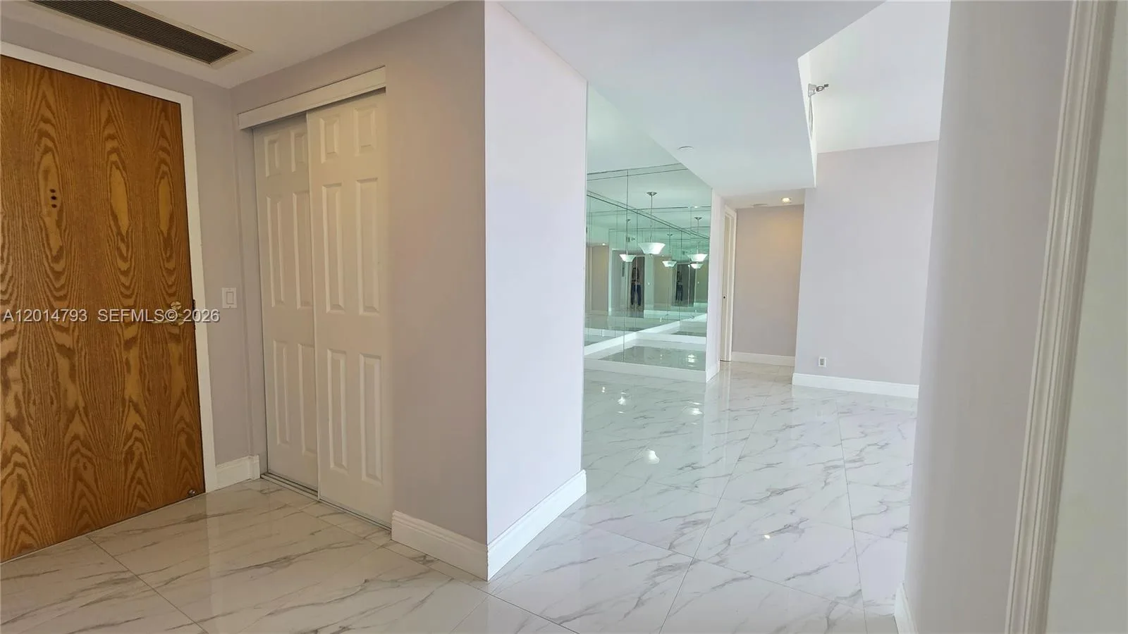 3610 Yacht Club Dr # 615, Aventura, FL 33180 photo 4