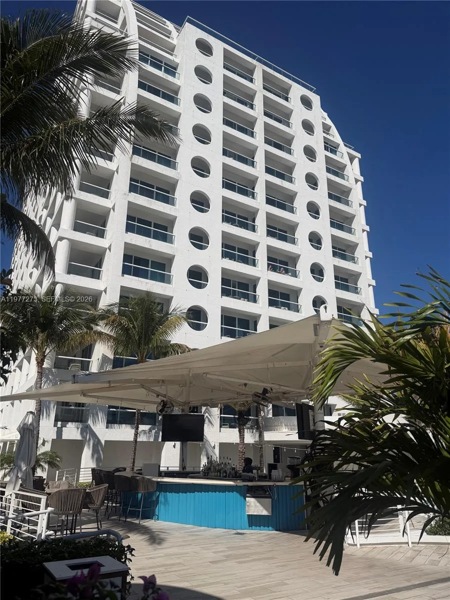 551 N Fort Lauderdale Beach Blvd # R1810, Fort Lauderdale, FL 33304 — zdjęcie 4