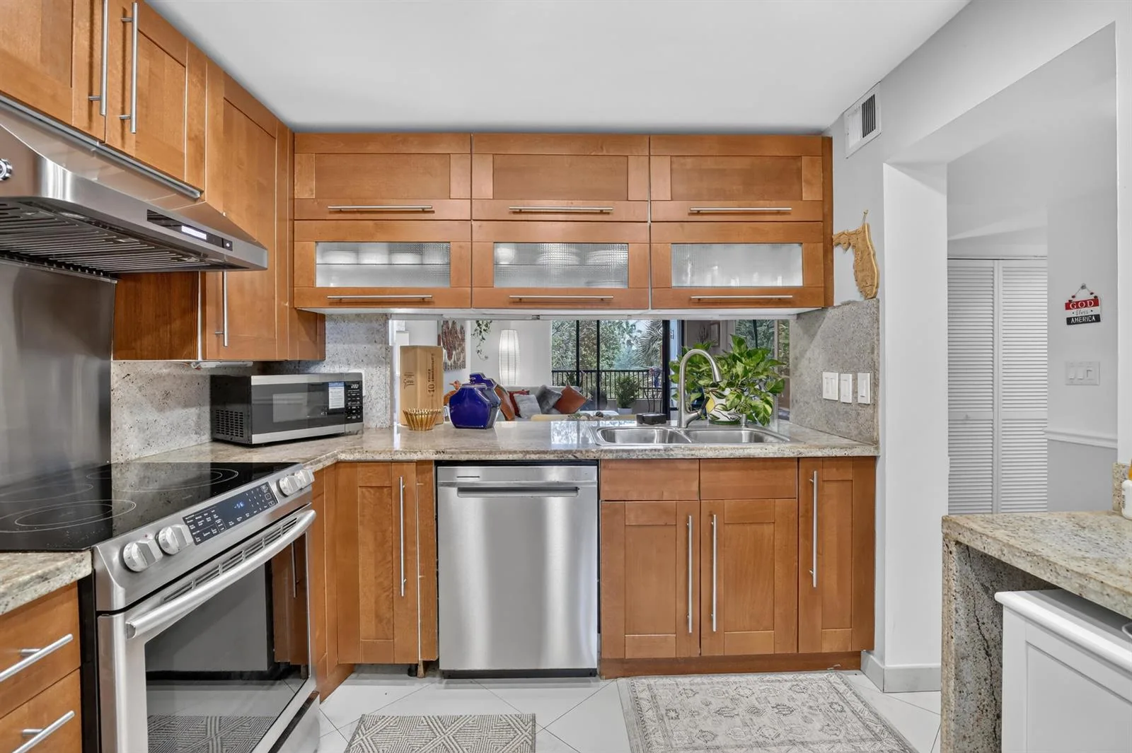 7500 NW 1st Court # 302-3, Plantation, FL 33317 photo 4
