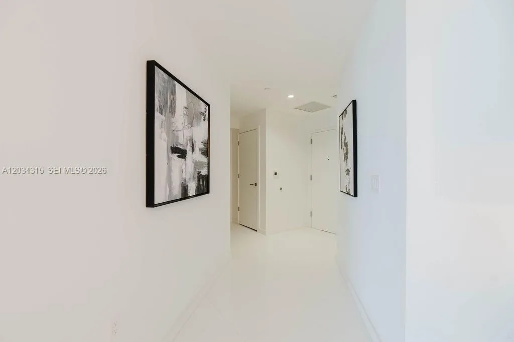 851 NE 1st Ave # 2403, Miami, FL 33132 photo 7