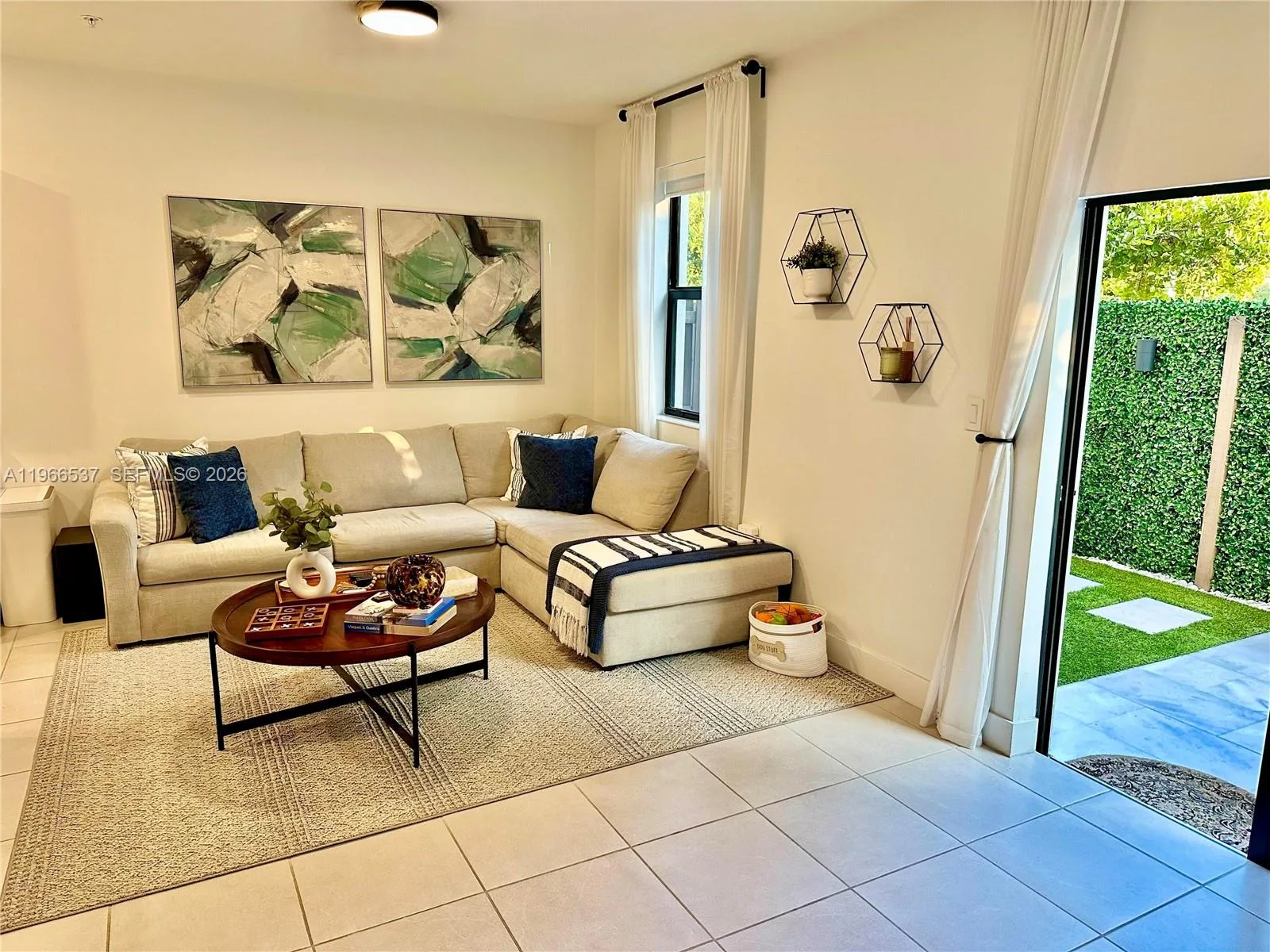 10407 NW 82nd St # 5, Doral, FL 33178 photo 4