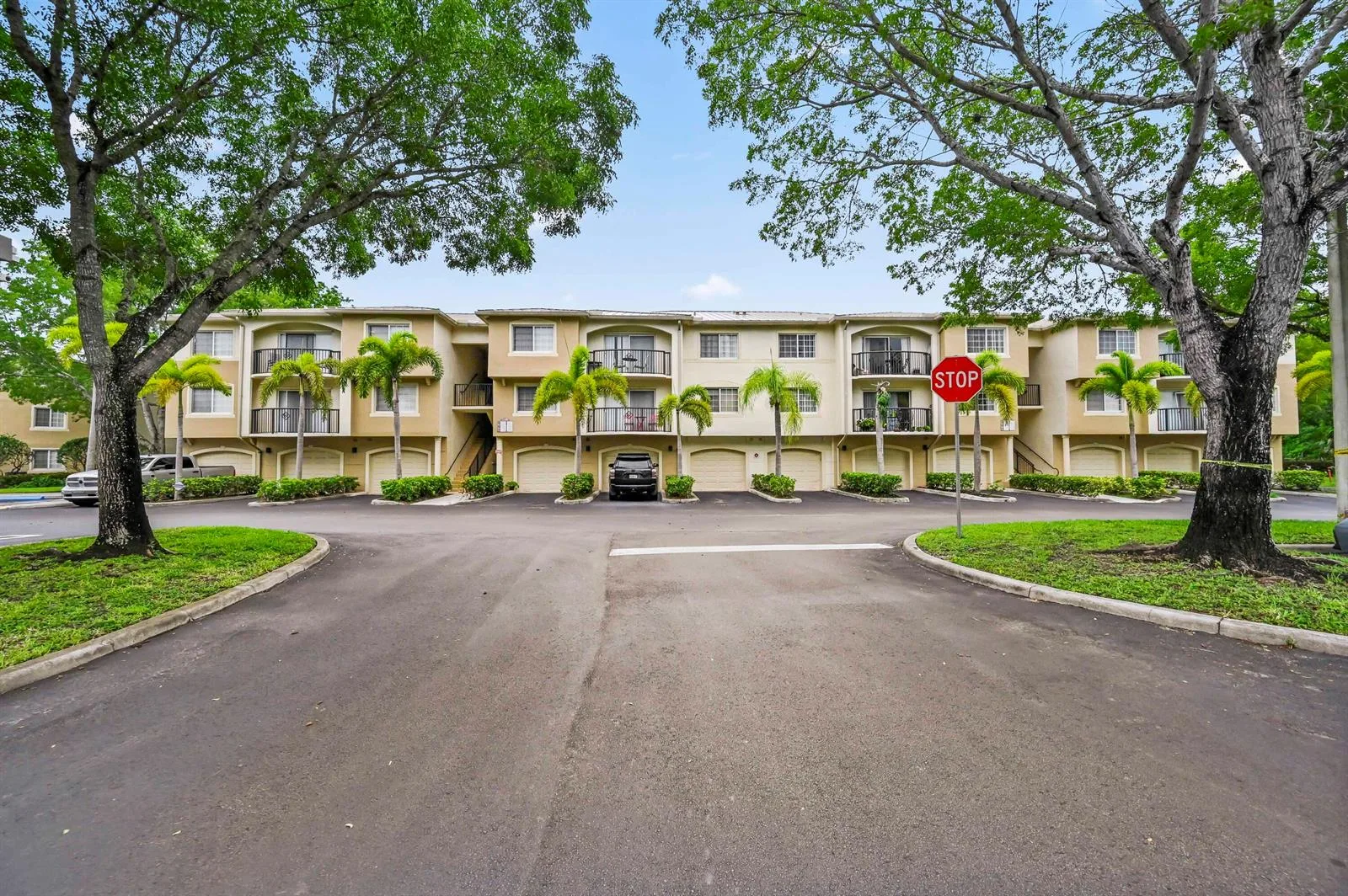1100 S Crestwood Ct Court S # 1109, Royal Palm Beach, FL 33411 photo 2