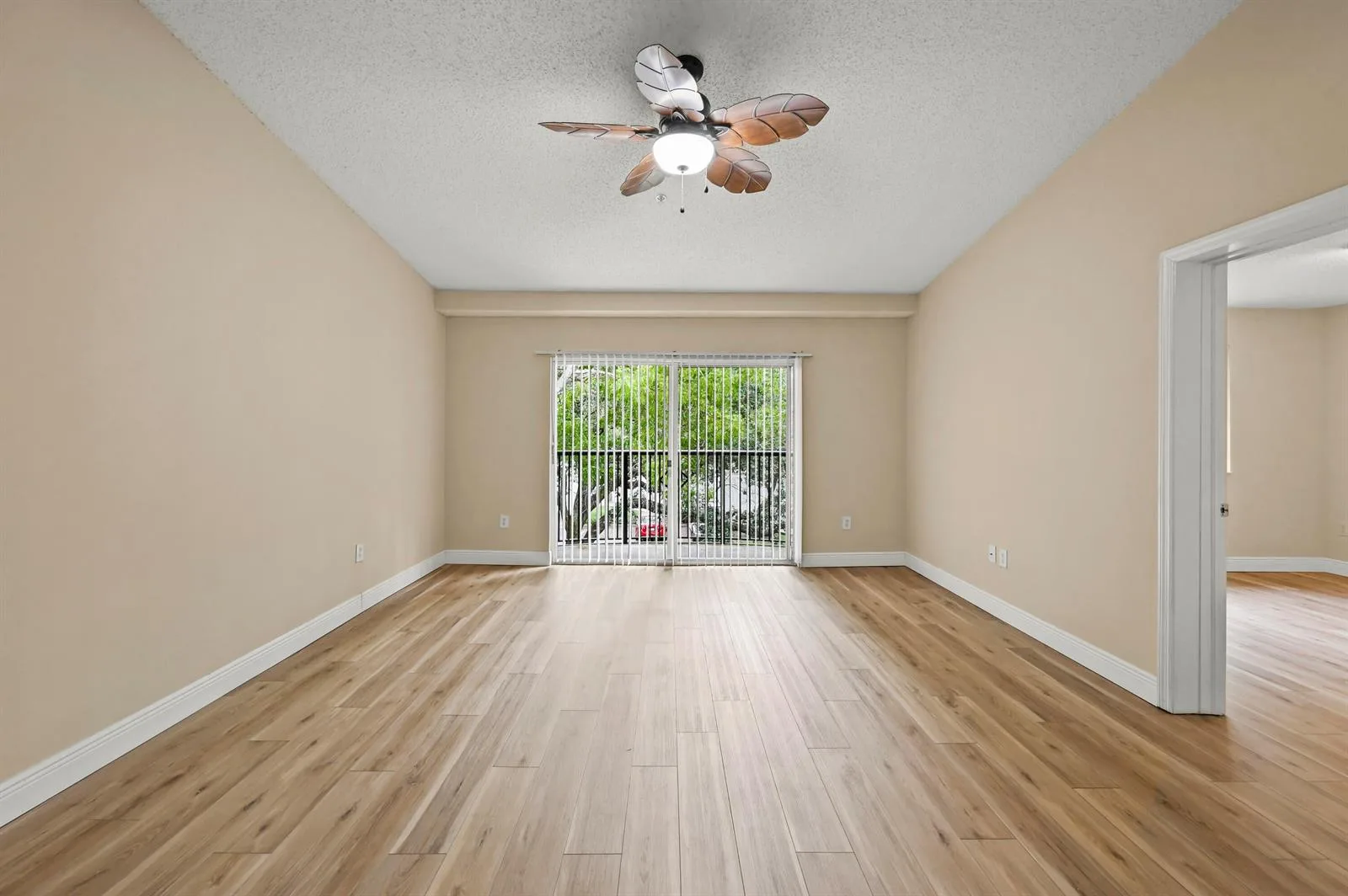 1100 S Crestwood Ct Court S # 1109, Royal Palm Beach, FL 33411 photo 5