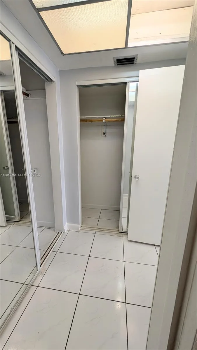 19051 NE 2nd Ave # 1507, Miami, FL 33179 photo 8