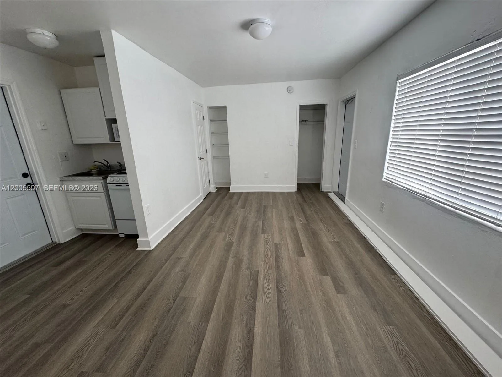 240 NW 64 str # 4, Miami, FL 33150 photo 3